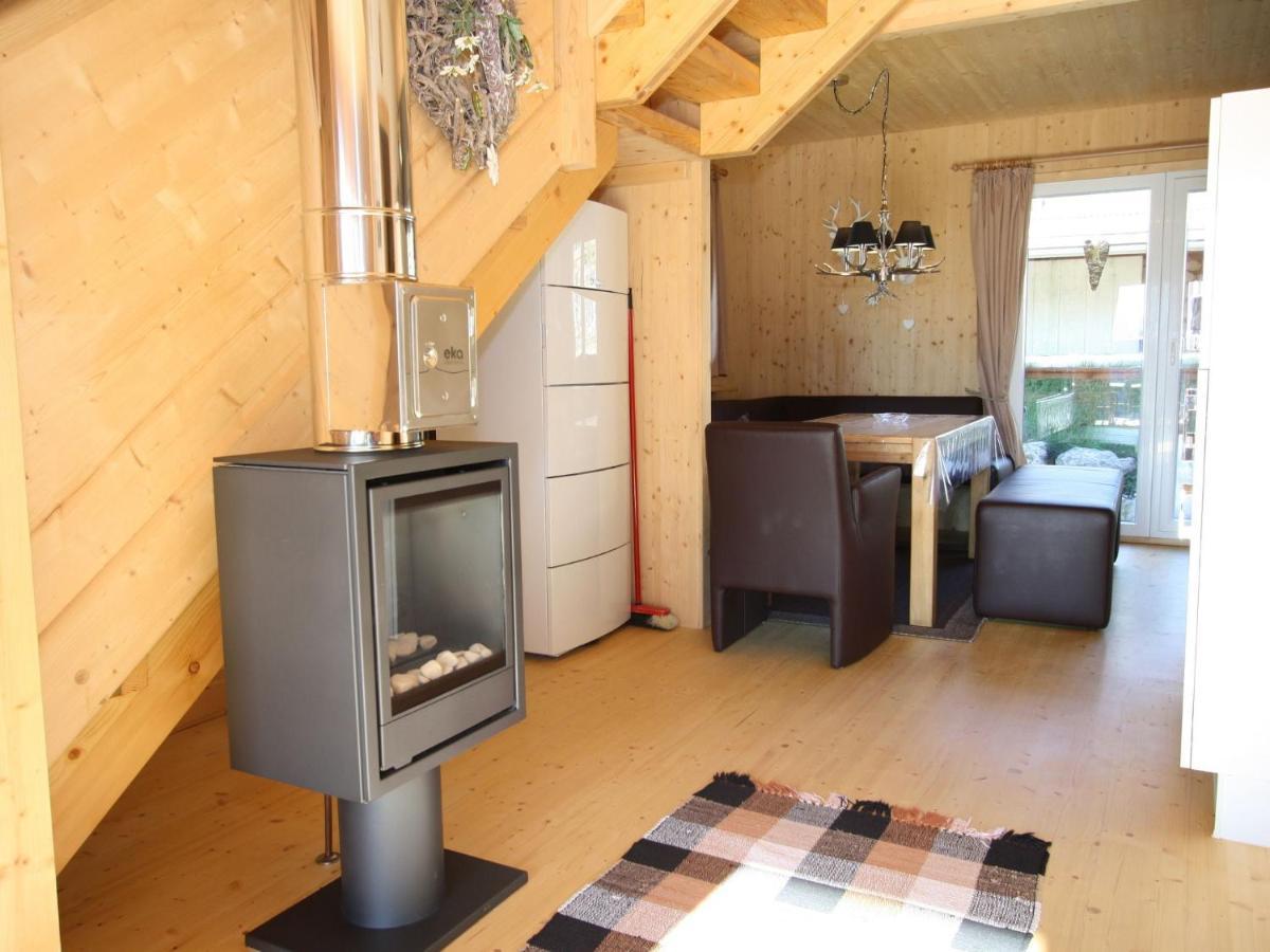 In With Hot Tub And Sauna Chalet