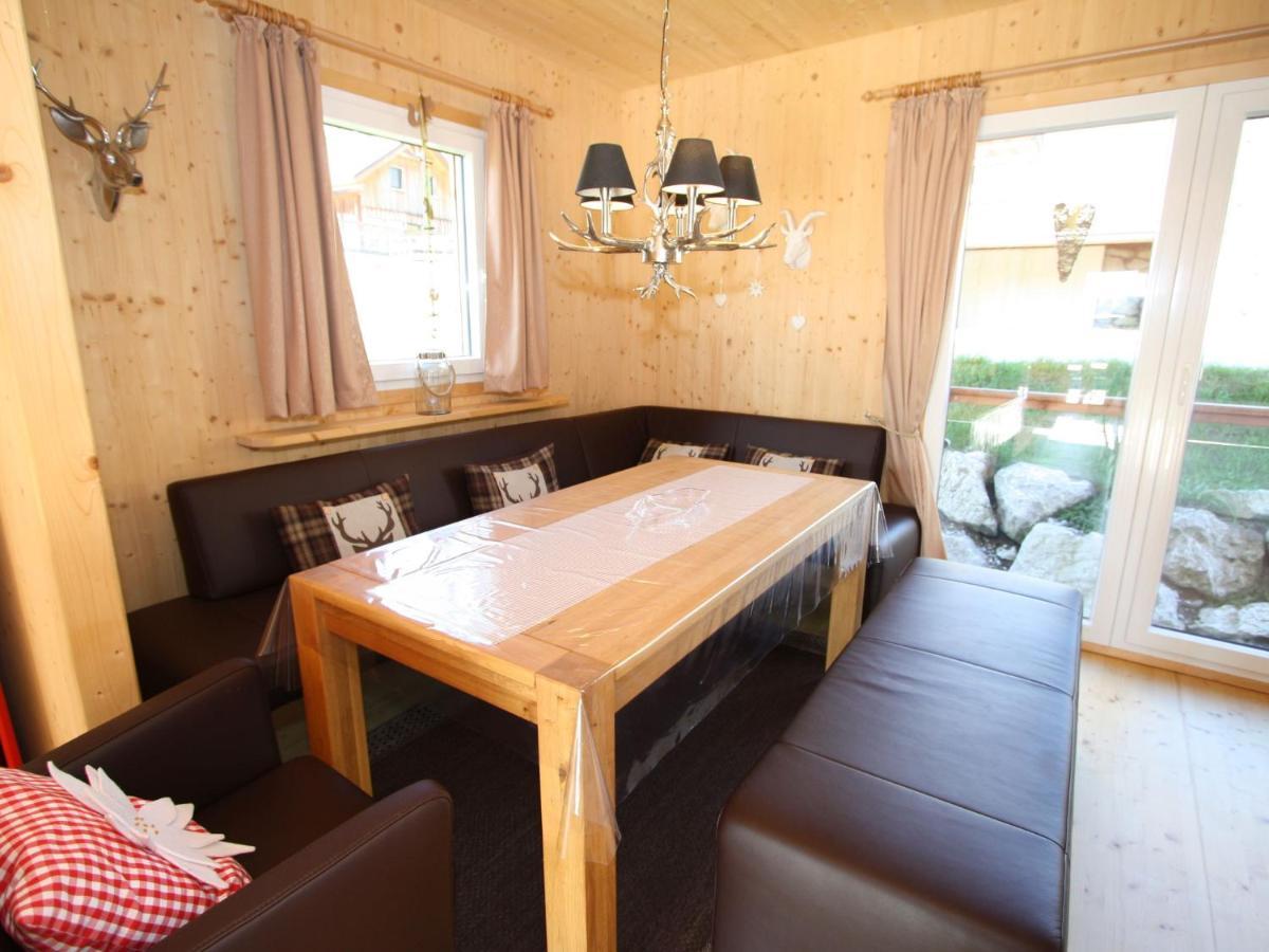 In With Hot Tub And Sauna *